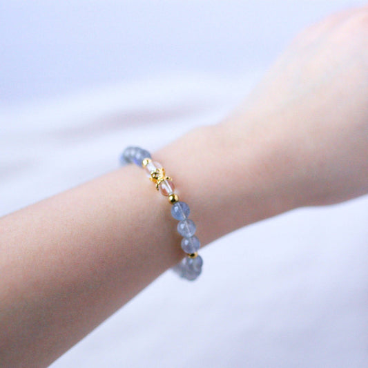 Labradorite: The Stone of Transformation - To Eons
