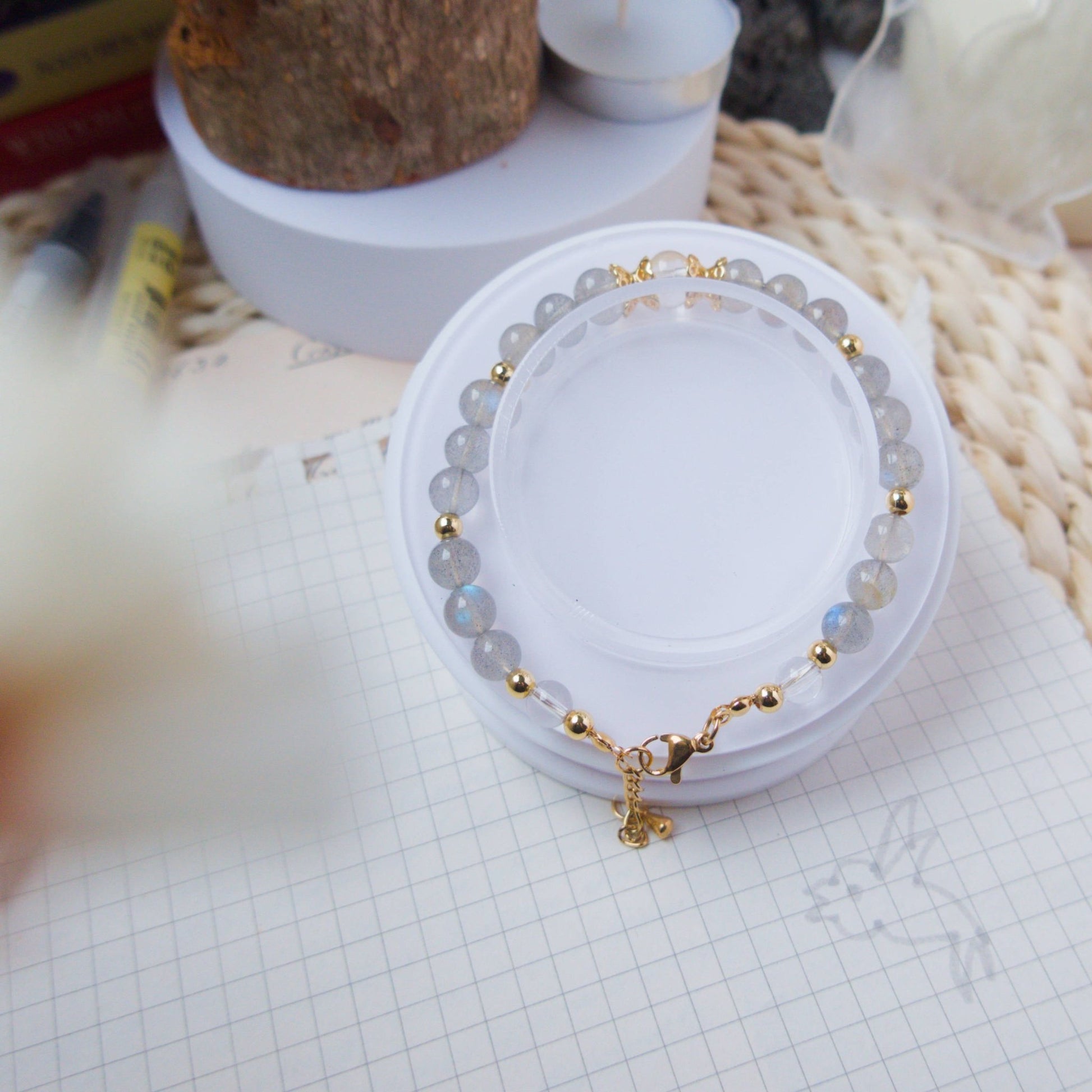 Labradorite and Clear Quartz Bracelet - Crystal Bracelet for Spiritual growth and Transformation - To Eons