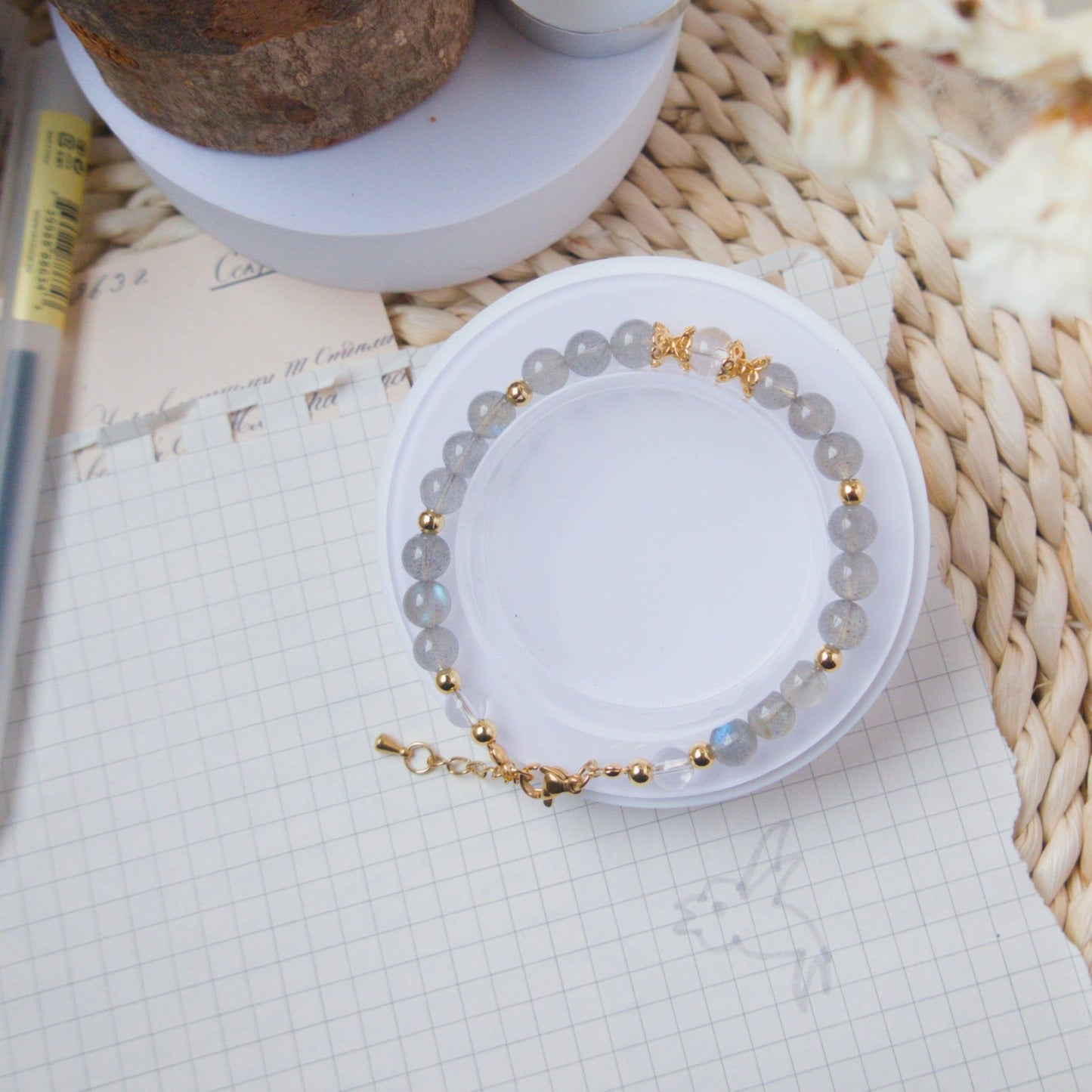 Labradorite and Clear Quartz Bracelet - Crystal Bracelet for Spiritual growth and Transformation - To Eons